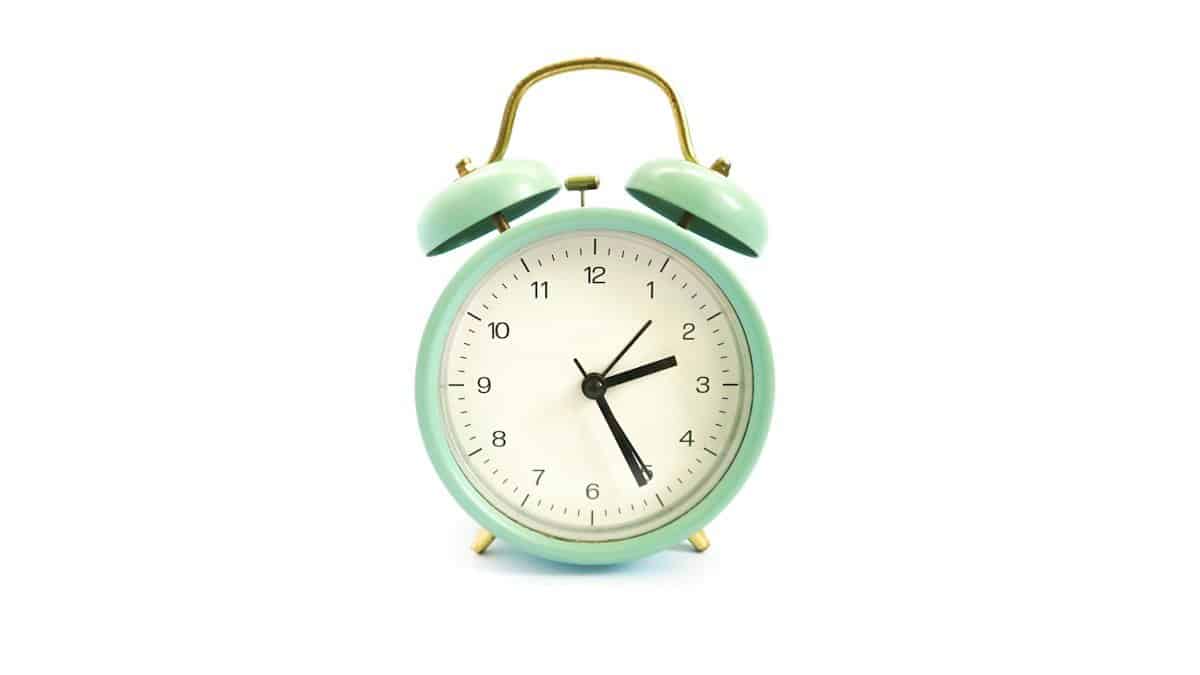 Mint green alarm clock, a single implant placement often takes under an hour
